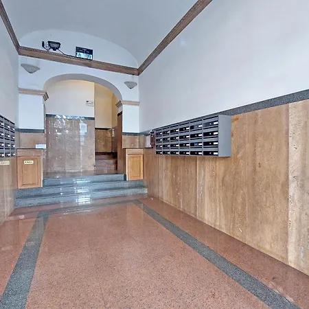 아파트 Delizioso Loft All'esquilino